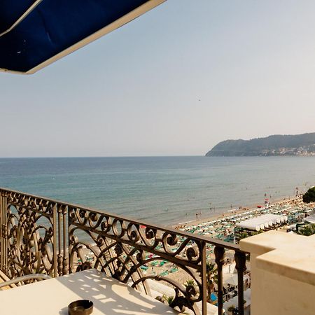 Grand Hotel Mediterranee Alassio Kültér fotó