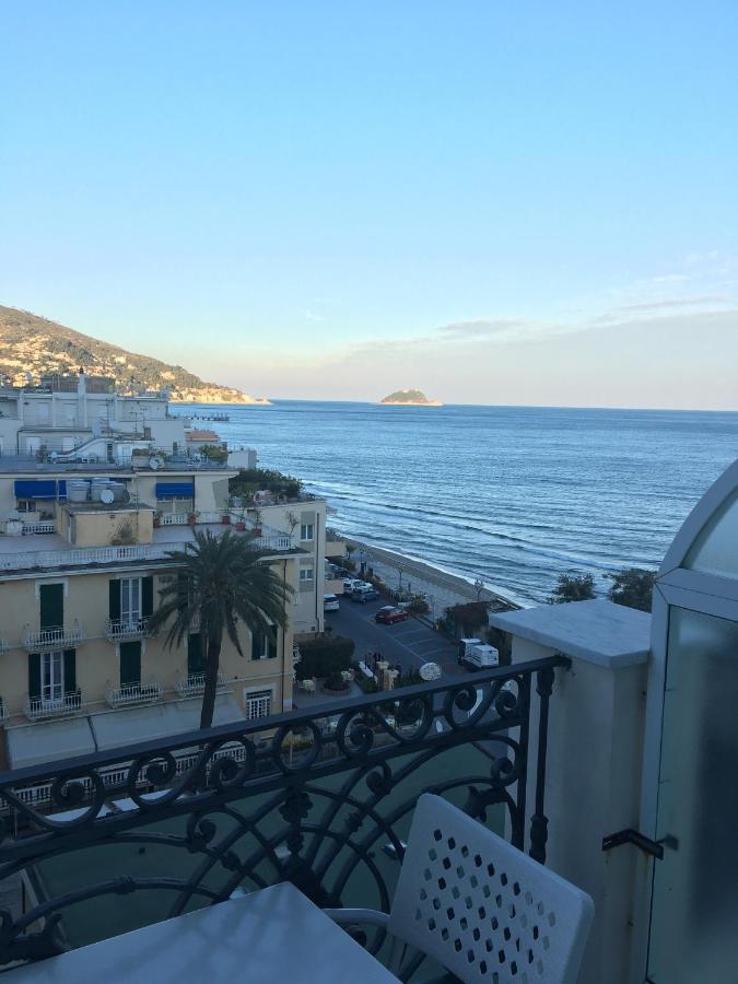 Grand Hotel Mediterranee Alassio Kültér fotó