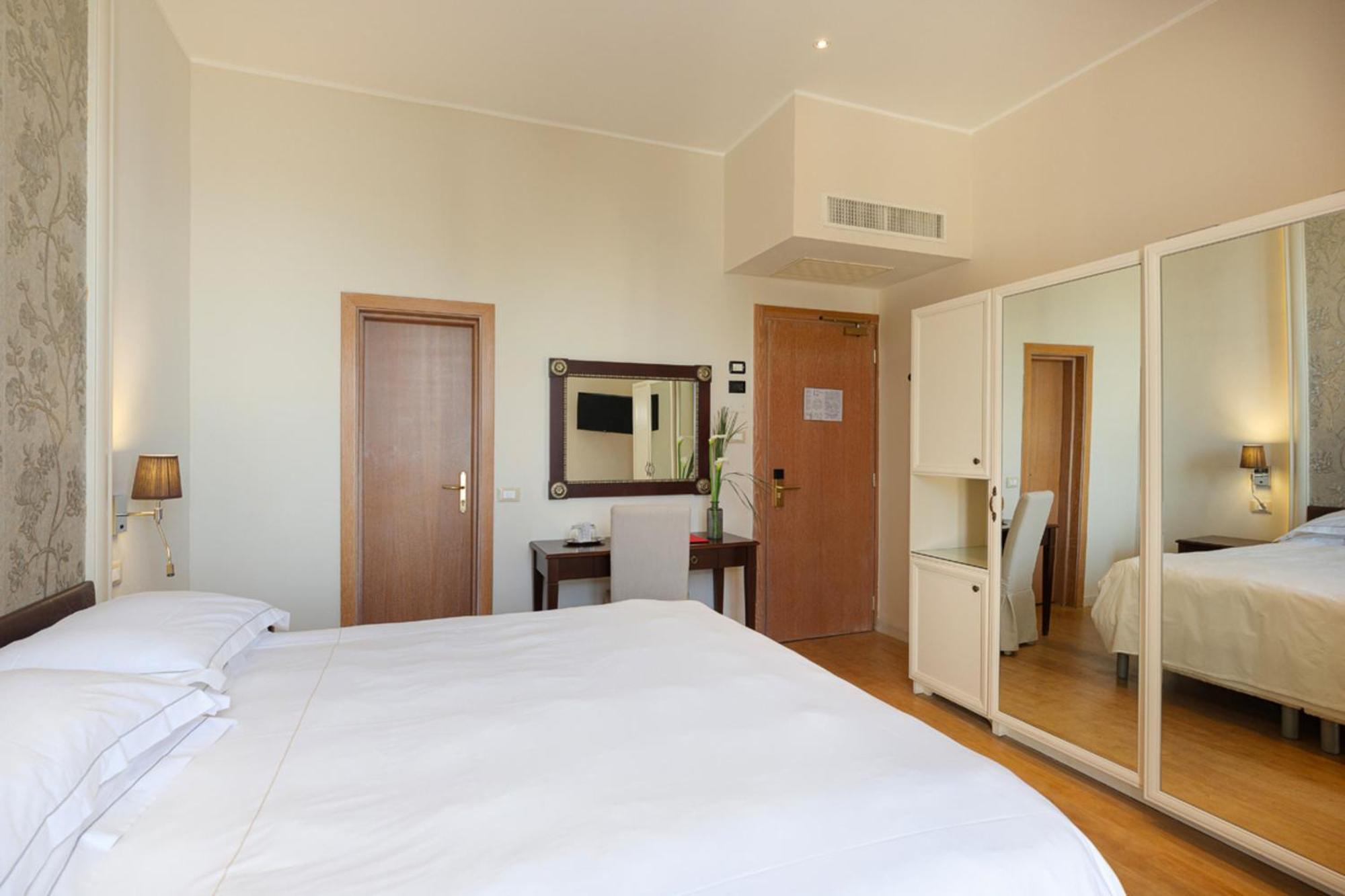 Grand Hotel Mediterranee Alassio Kültér fotó