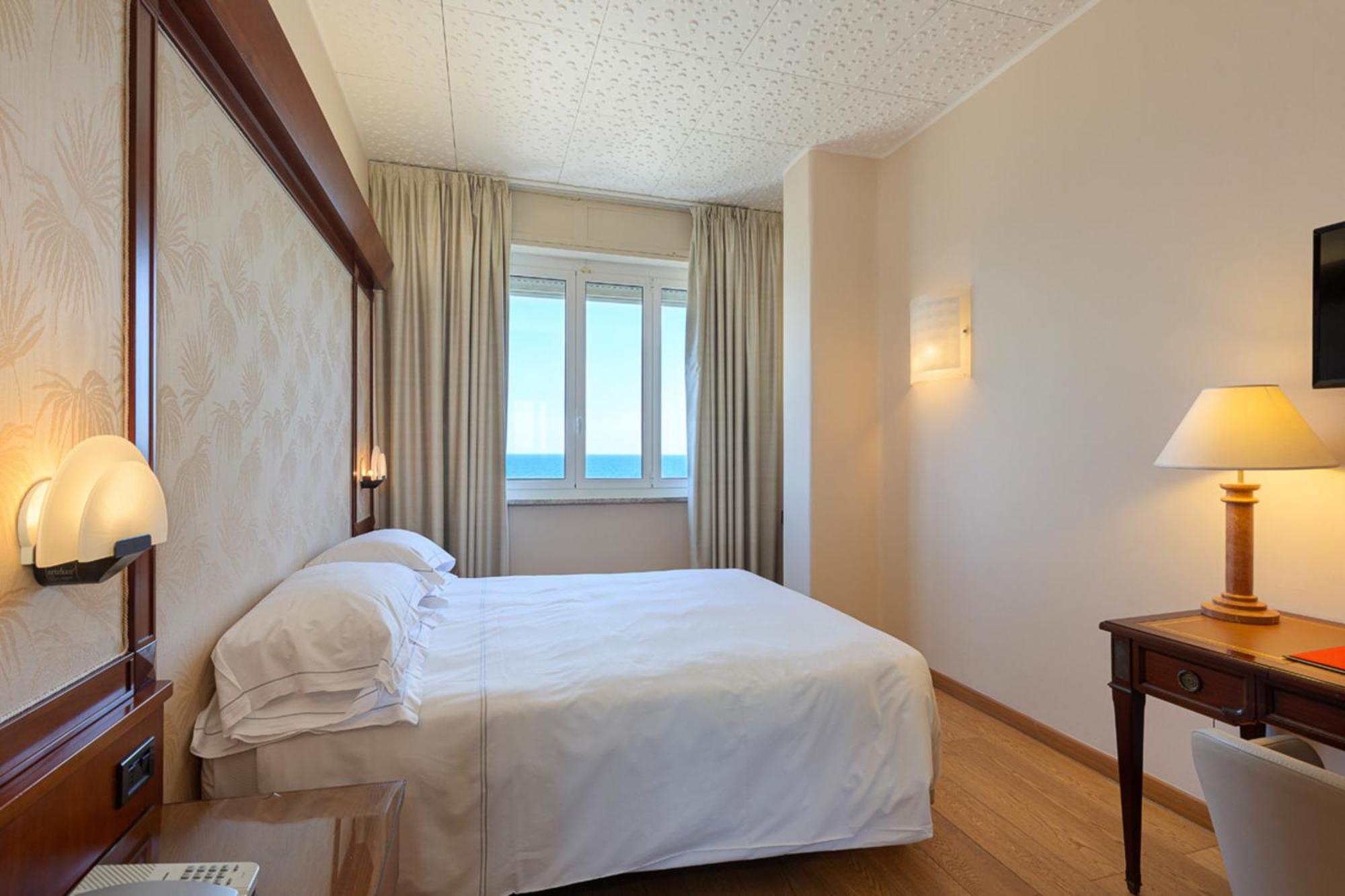 Grand Hotel Mediterranee Alassio Kültér fotó