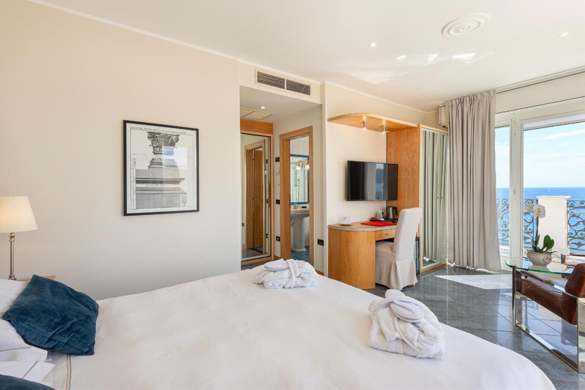Grand Hotel Mediterranee Alassio Kültér fotó