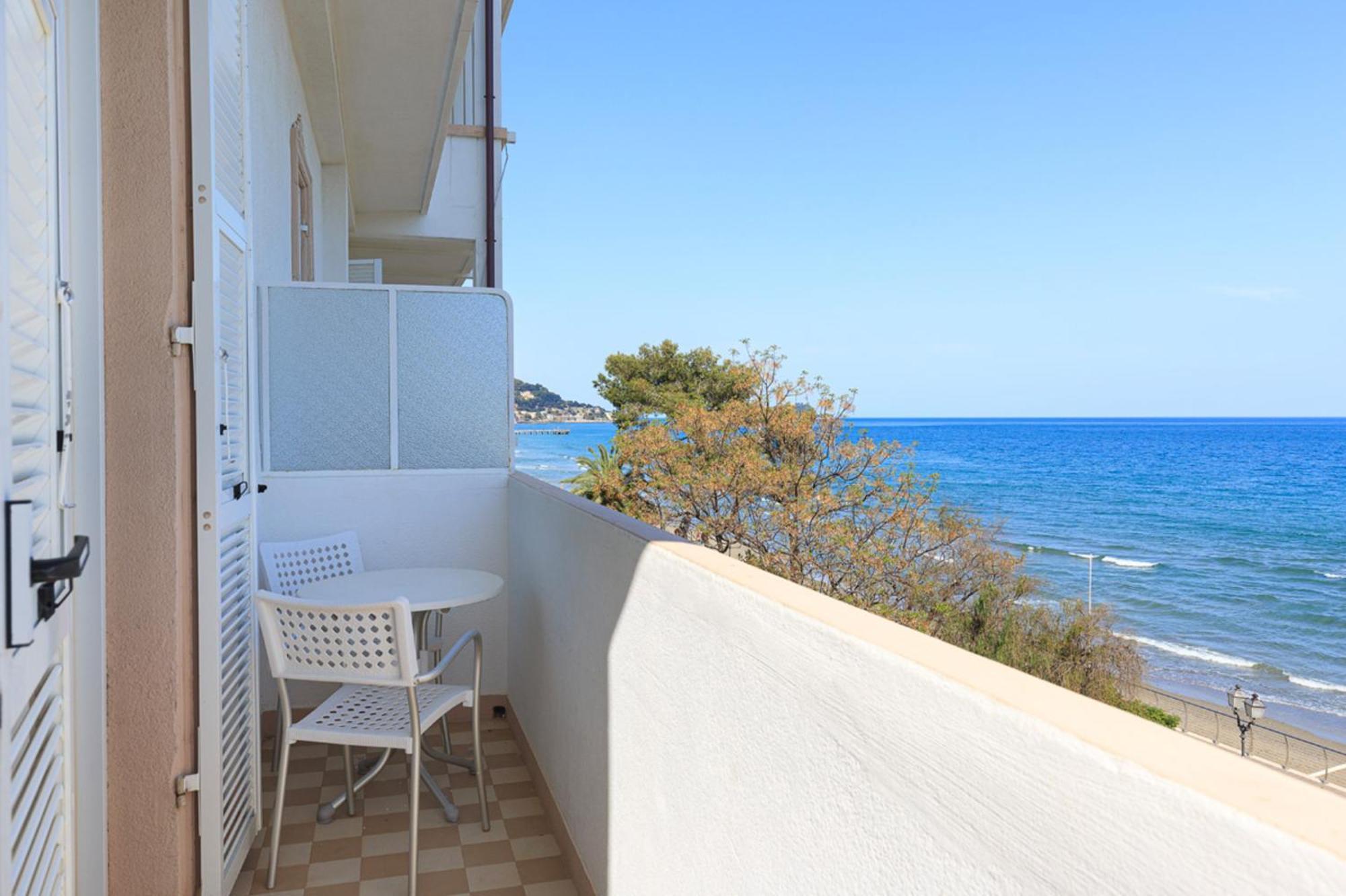 Grand Hotel Mediterranee Alassio Kültér fotó