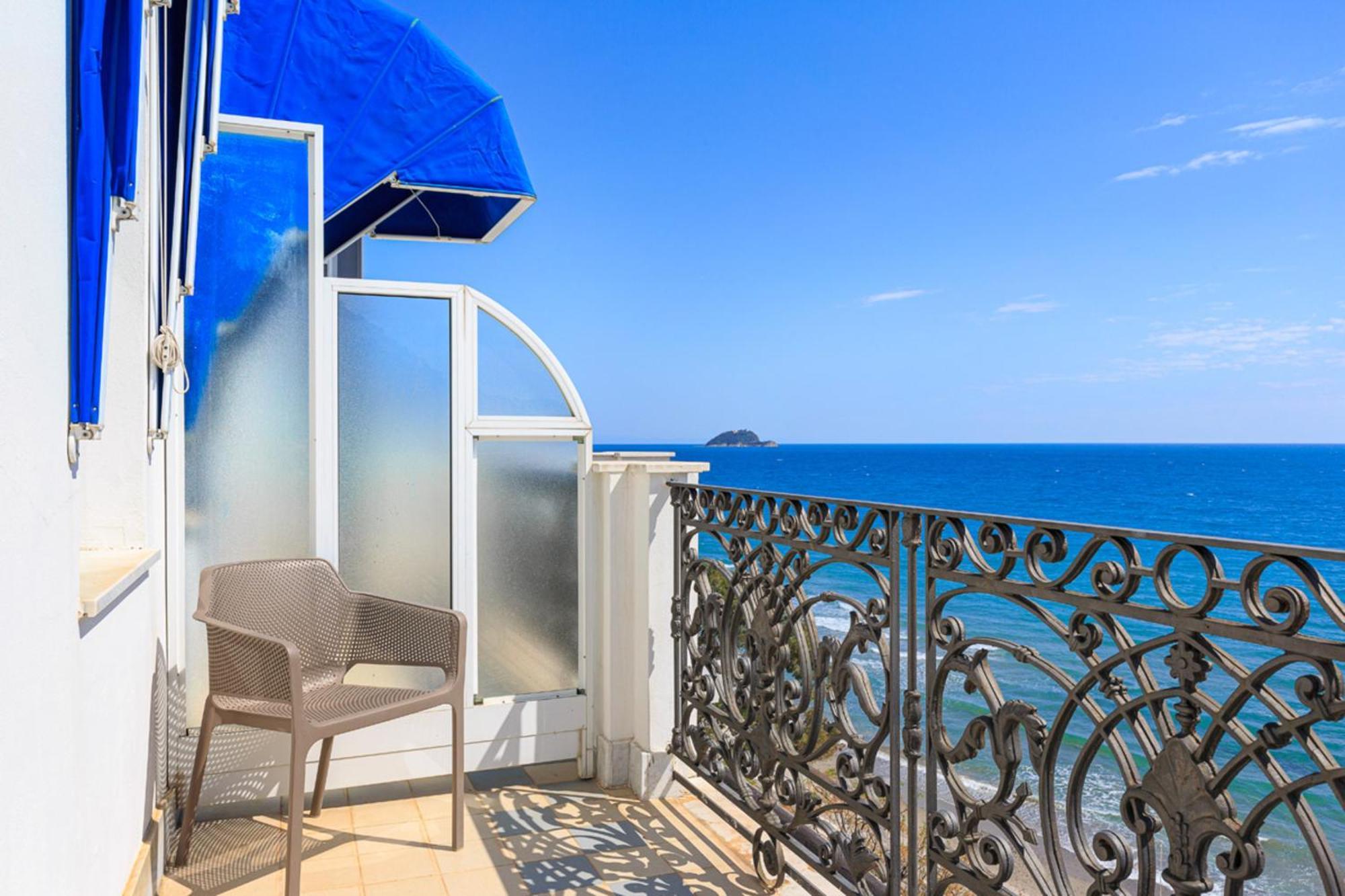 Grand Hotel Mediterranee Alassio Kültér fotó