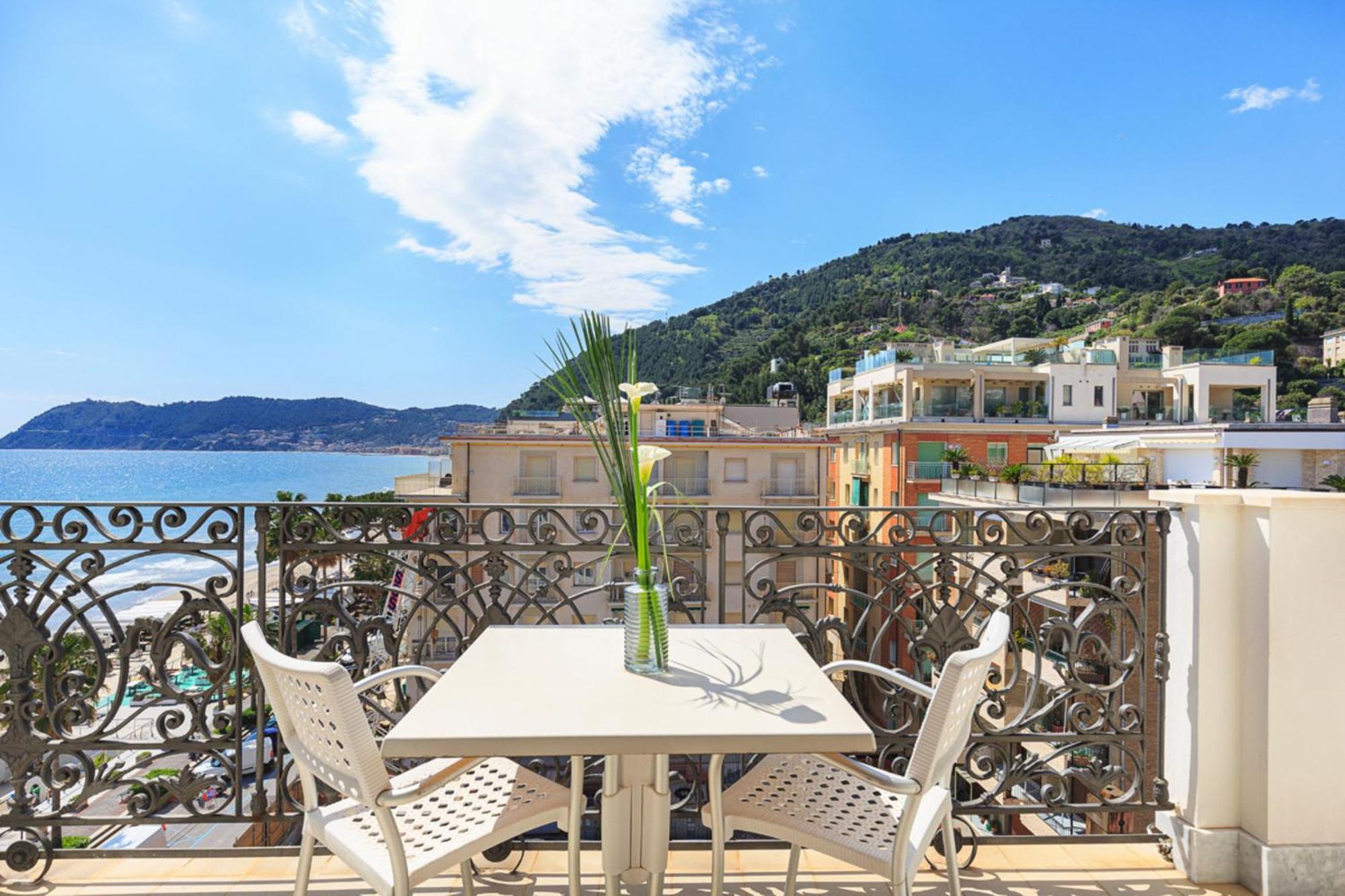 Grand Hotel Mediterranee Alassio Kültér fotó